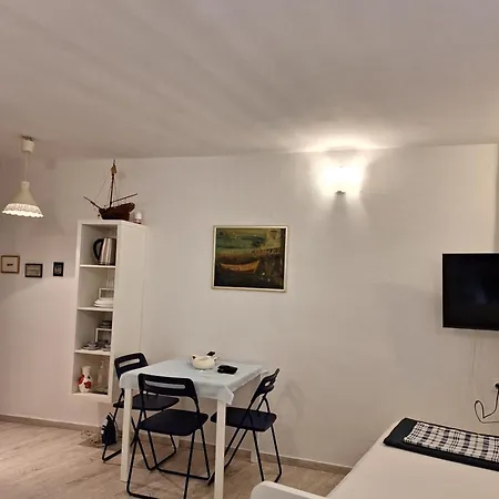 Apartma Mery *