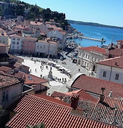 Apartma Mery Apartment *