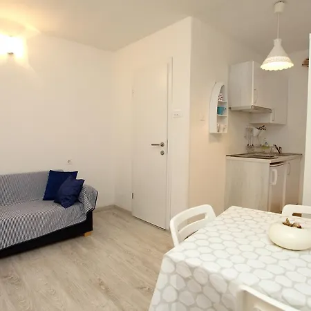 Apartma Mery