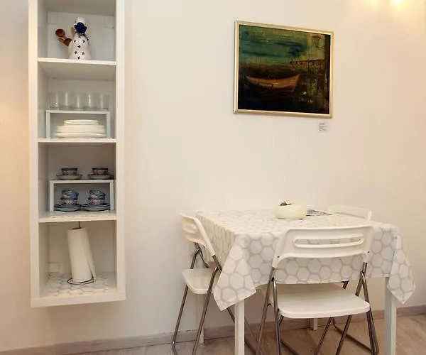 Apartma Mery Διαμέρισμα *